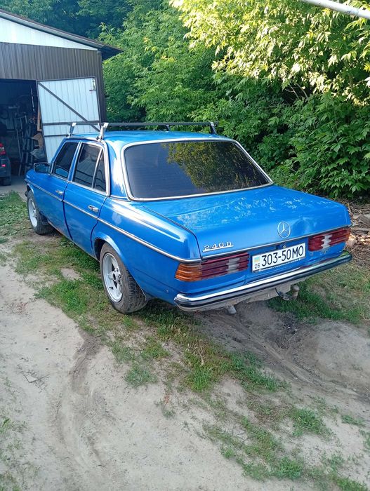 Продам Mersedes-Benz 123  2,4D