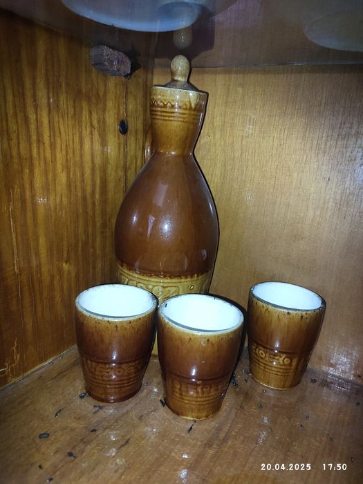 Керамічний глечик зі стаканами, графин вінтажний, кувшин