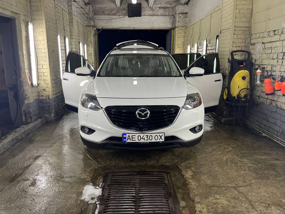 Mazda CX-9 2015.
