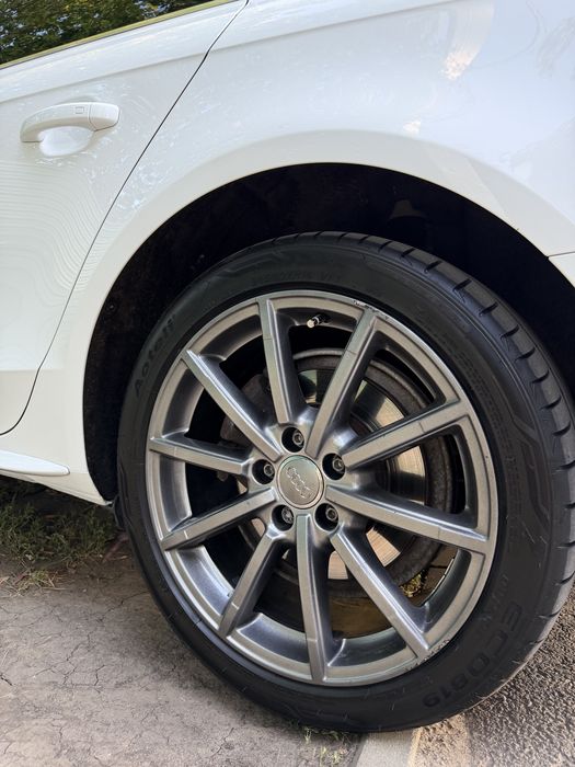 AUDI A4 2015 VIN WAUFFAFL7GN009837 фото оголошення 3 з 14