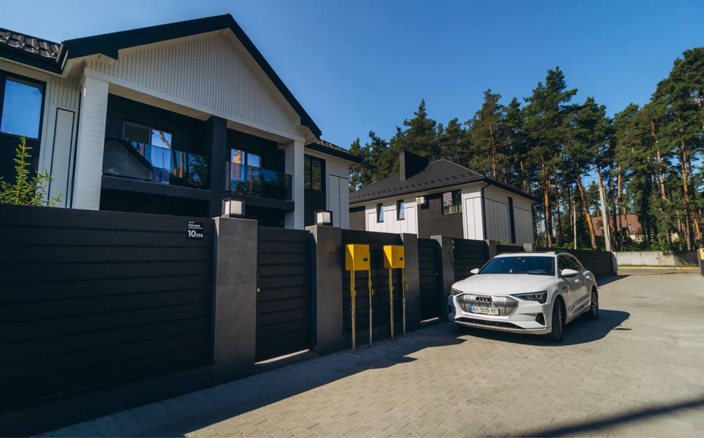 Продаж стильного Будинку-Дуплексу в престижній локаціі Лісової Бучі !