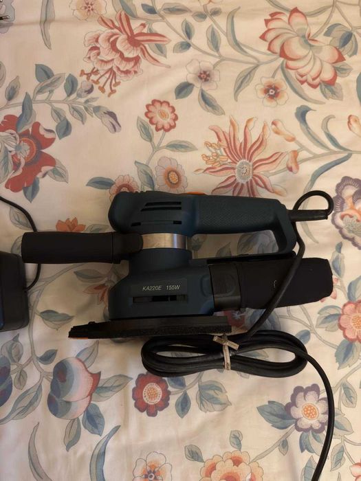 Lixadeira Black & Decker