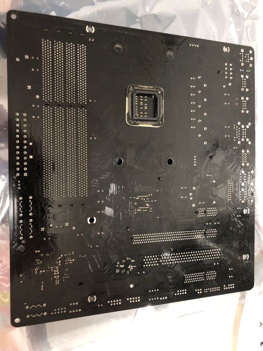 Материнська плата ASRock 970M Pro3