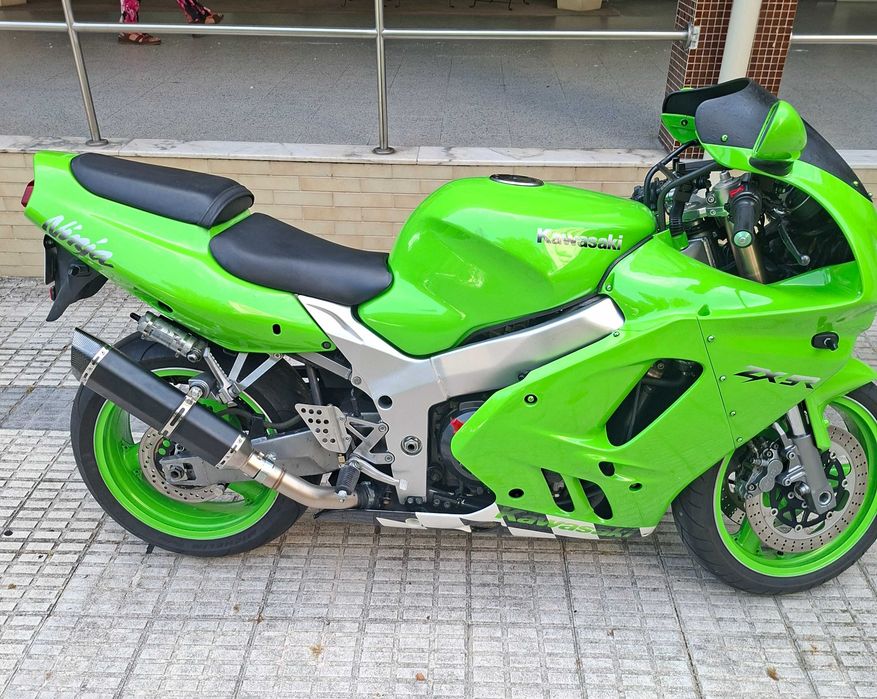 Kawasaki Ninja Zr900