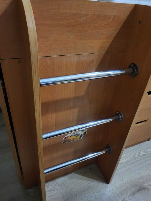 Дитяче ліжко Універсал з висувними ящиками, шафою та столом