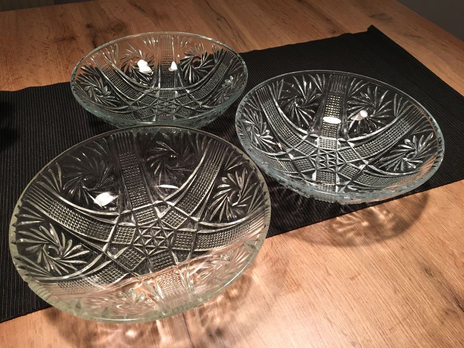 Miski szklane 3 sztuki piękny wzór.