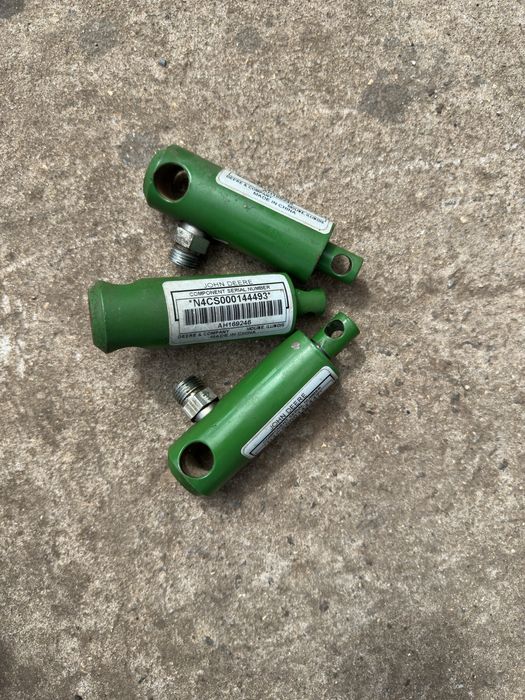 JohnDeere запчастини жатки гідрофлекс