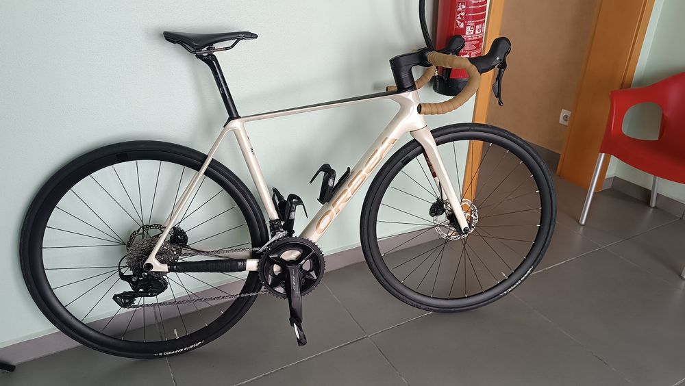 Orbea orca M30 em carbono
