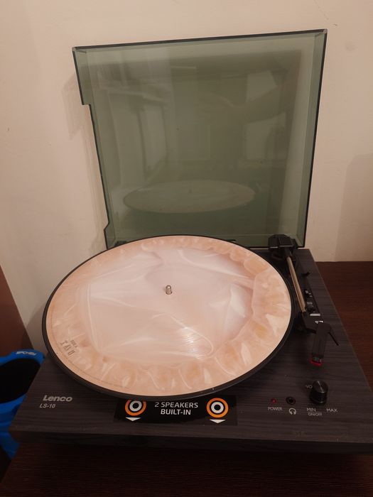 Gramofon Lenco ls-10