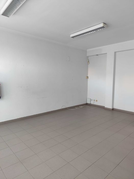 Loja/escritório arrendamento