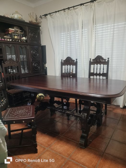 *Dining Table*64564052128643122