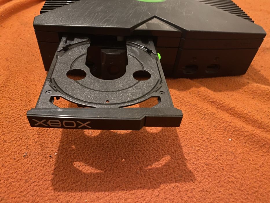 Consola Xbox classic Original (1ª Geração) - A funcionar com cabo de alimentação