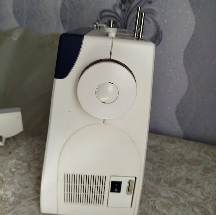 Швейная машинка,продам