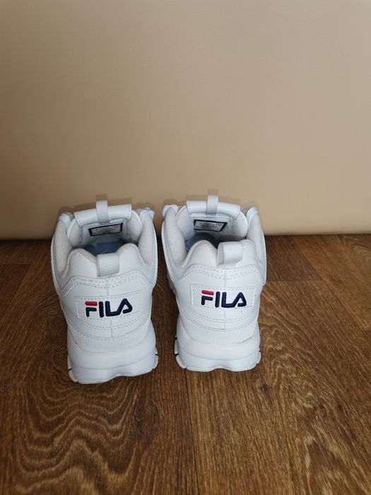 Продам Фірмові кросівки Fila - Оригінал.