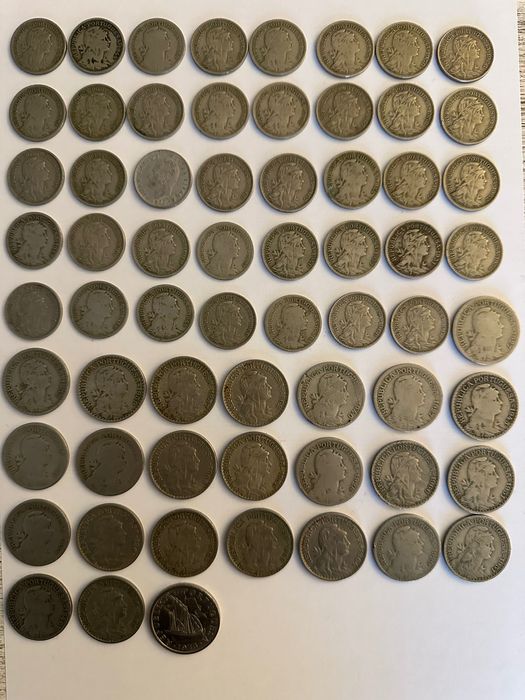 Moedas de escudo antigas