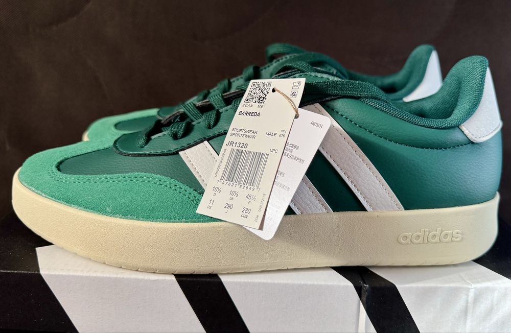 Чоловічі кеди низькі Adidas Barreda JR1320 45.5 (11US) 100% оригінал