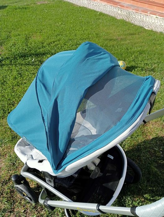 Carrinho de passeio Quinny VNC