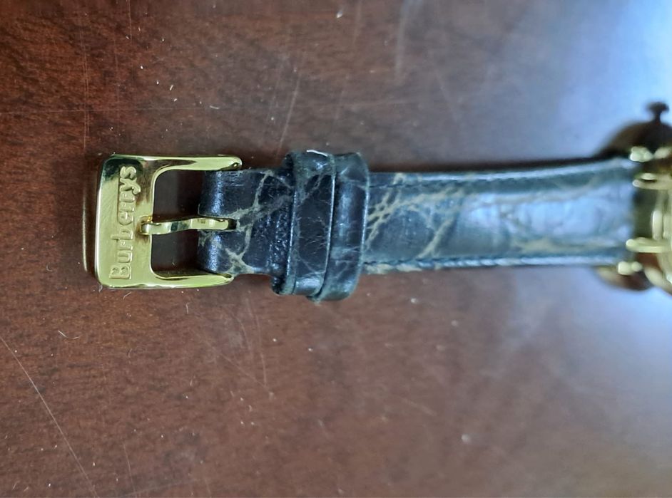 Relogio de senhora Burberrys