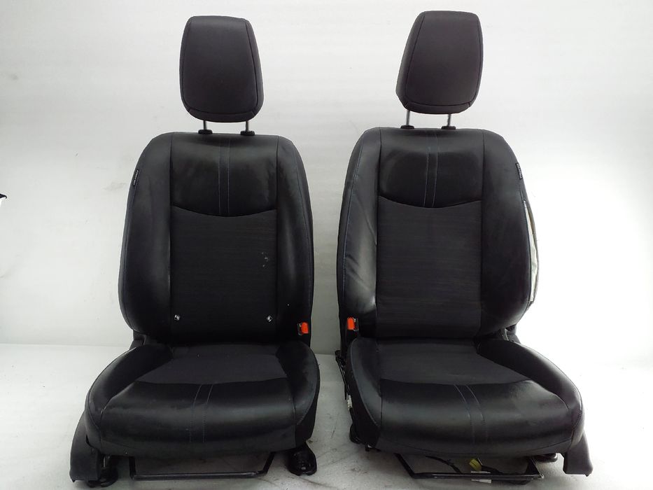 Conjunto de bancos NISSAN Leaf EV (ZE1)
