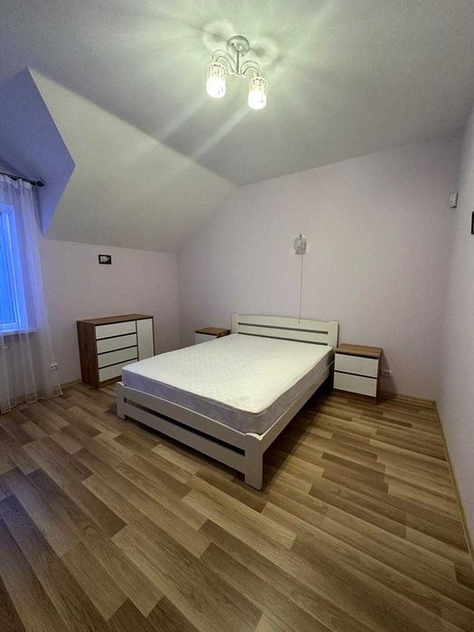 Оренда сучасного будинку у м.Львів на вул. Розточчя