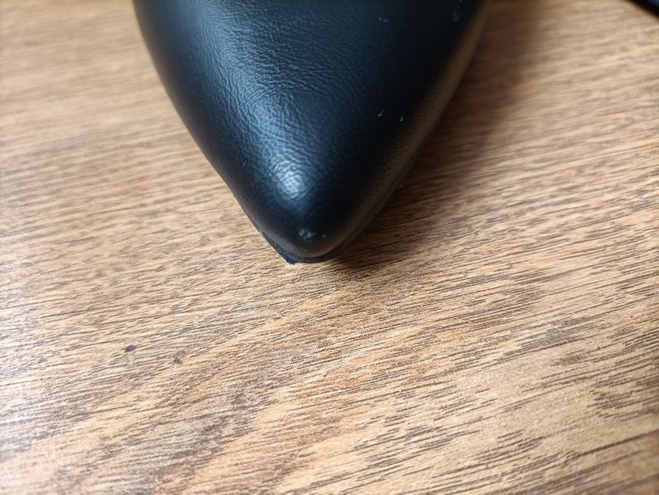 Sandały na słupku Monnari 37