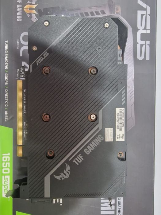 Vendo placa grafica asus tuf gaming 1650 de 4gb ddr6