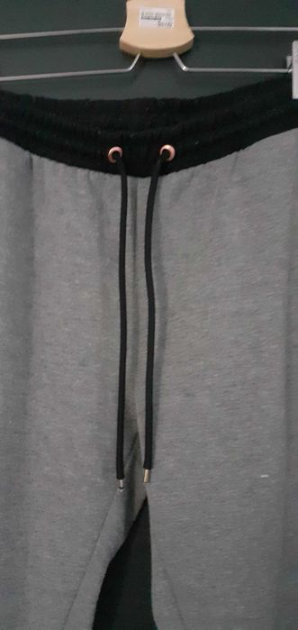 Spodnie dresowe,rozmiar M