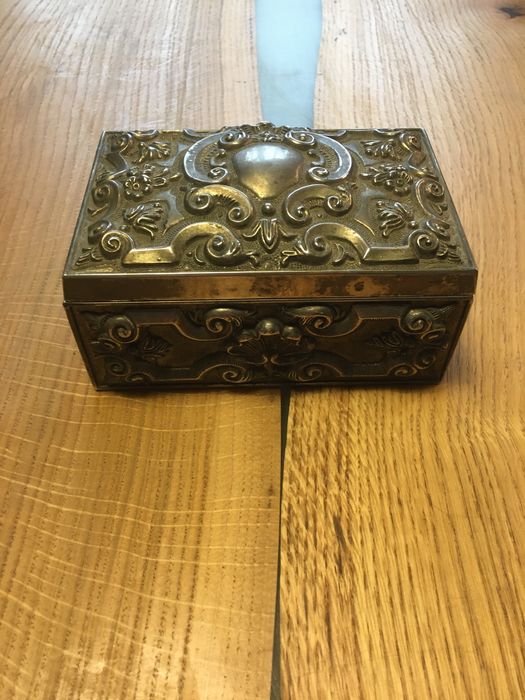 Шкатулка скринька олово