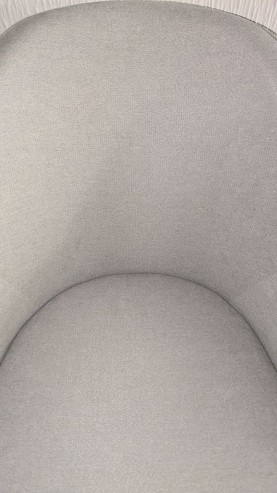 Cadeira Sala Cinzenta Clara