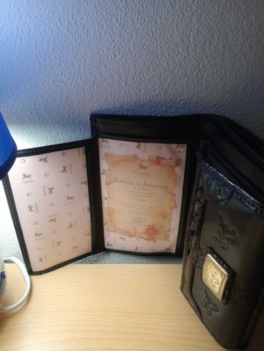 Carteira da cavalinho com com certificado
