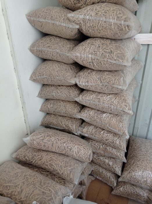 Корм для собак .