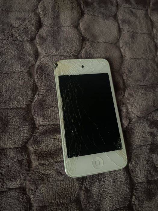 IPod не робочий 32GB , можливо на запчастини