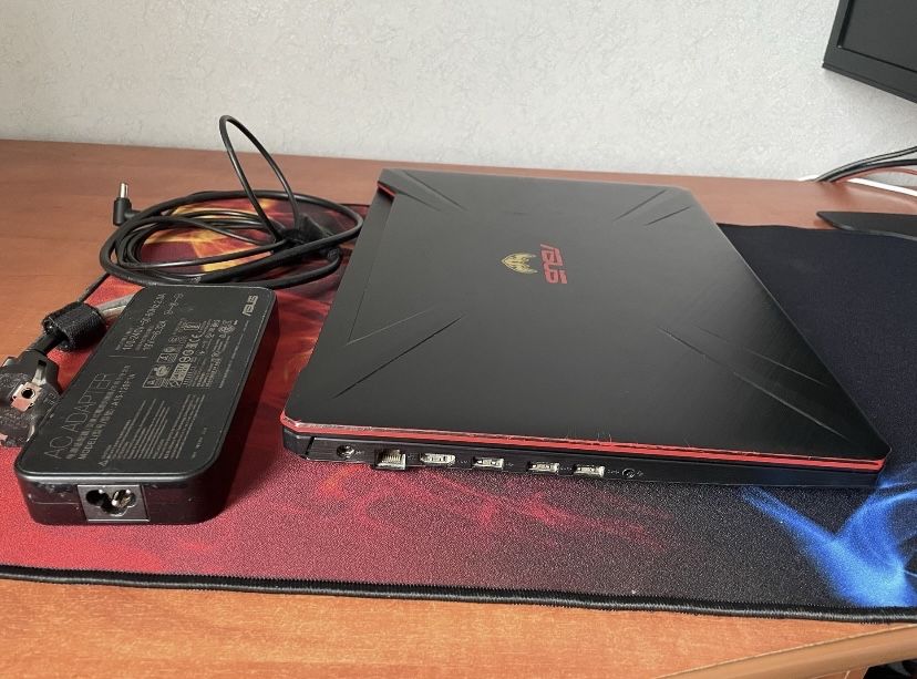 Продам игровой ноутбук ASUS TUF Gaming FX505DY
