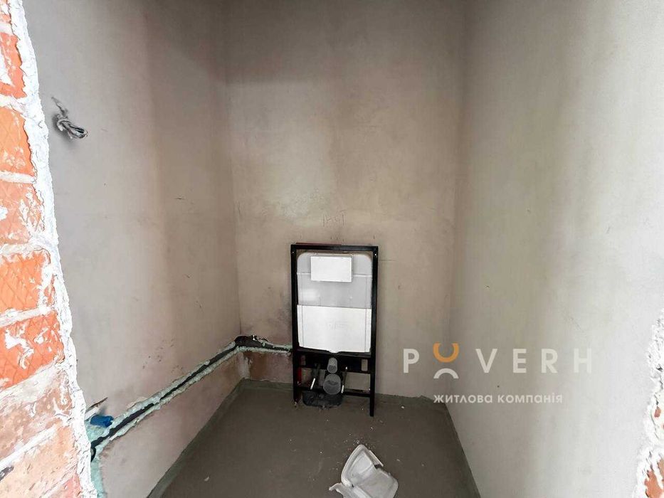 Будинок у Вовчинцях з частковим ремонтом