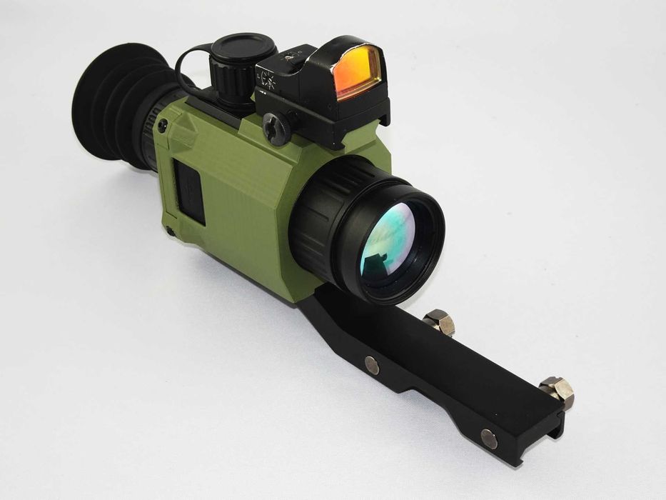 Obudowa z RIS - celownik termowizyjny Chiron Pixfra C425 / C435 / C635