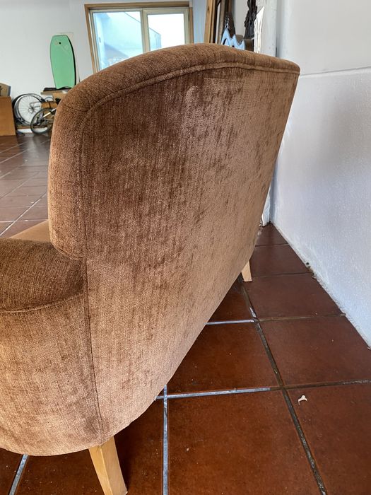 Sofa de dois  tecido/veludo camel