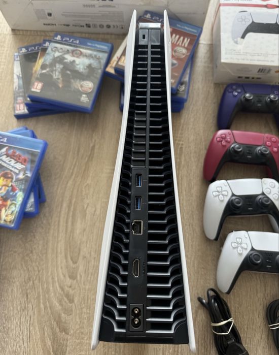 Konsola Ps5 z napędem Gwarancja 1216A PlayStation 5 + Gry Pady VR Fortnite Roblox Minecraft