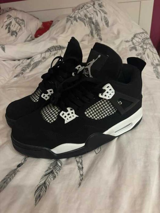 Jordan 4 Retro White Thunder R.38