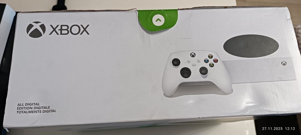 Продам XBOX серии S 512GB SSD