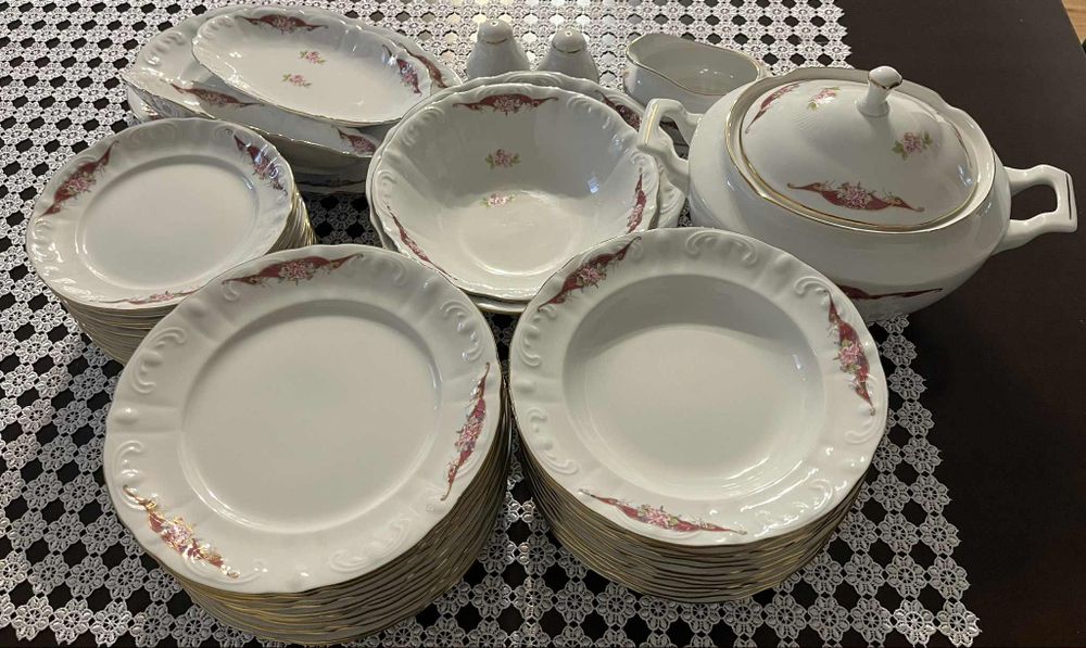 Serwis obiadowy z porcelany Rosenberg
