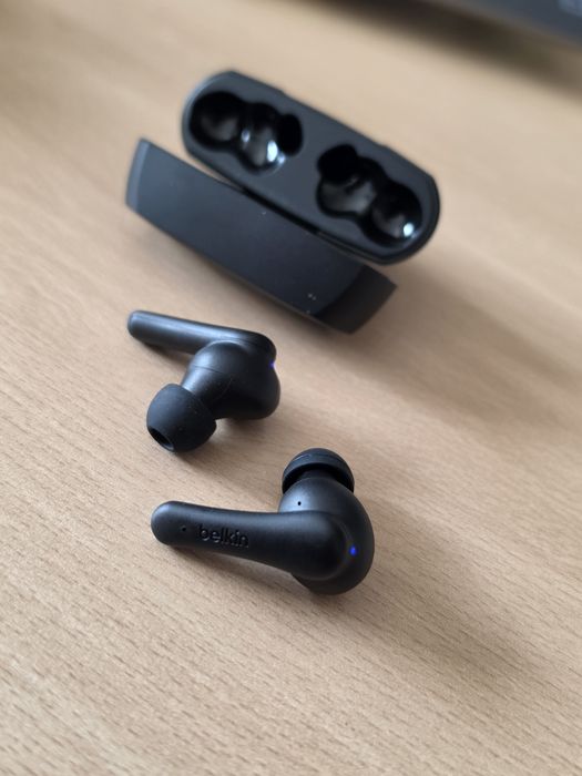 Auriculares Belkin SoundForm Rhythm True Wireless Earbuds