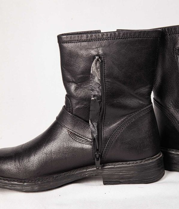 Чоловічі черевики North Star by Bata з натуральної шкіри, р.42