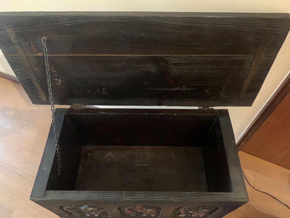 Arcão antigo - bom estado