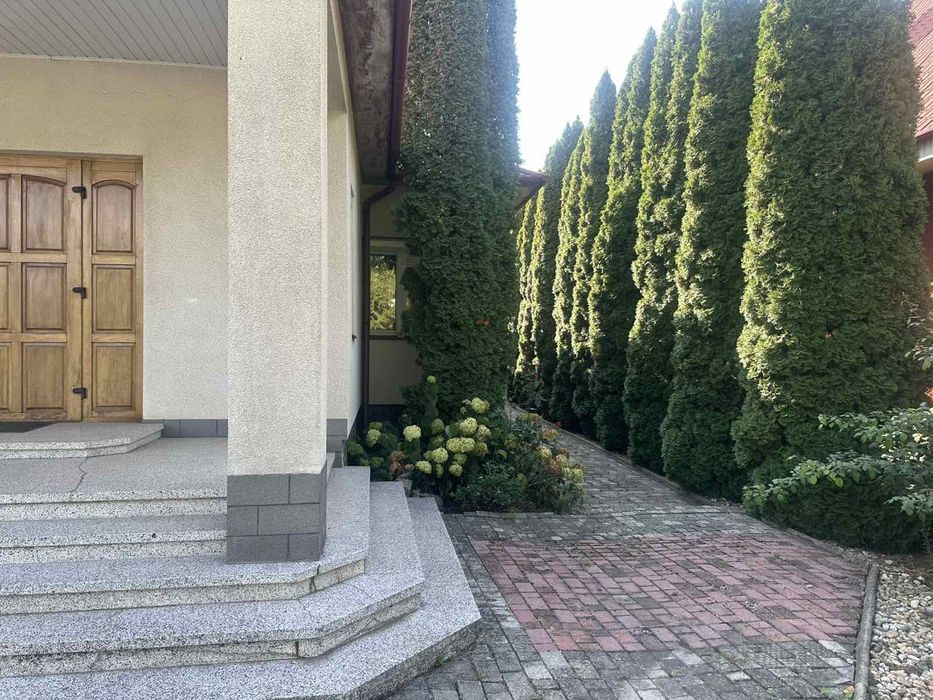Продаж будинку Ужгород вул. Коритнянська