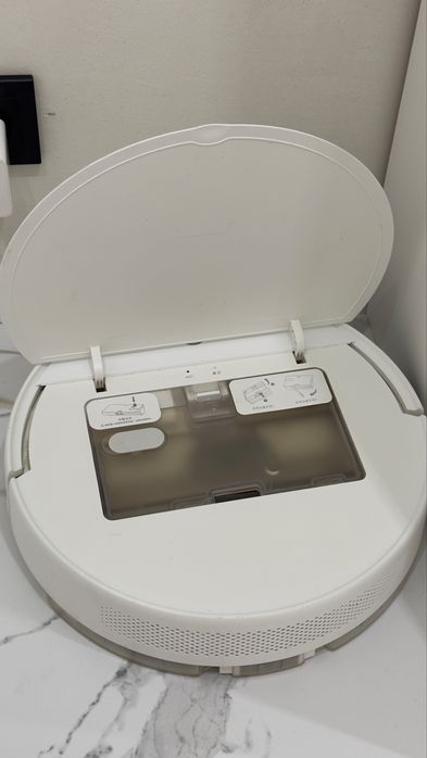 Роботи пилосос миючий Xiaomi Mi Robot Vacuum-Mop G1