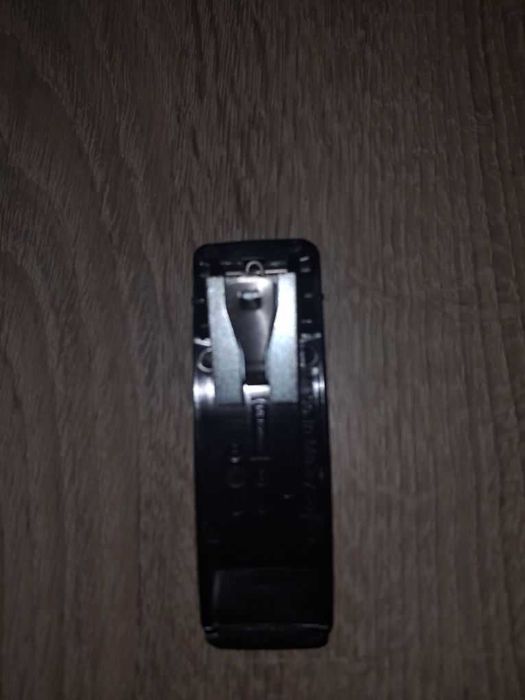 Кліпса для акумуляторів