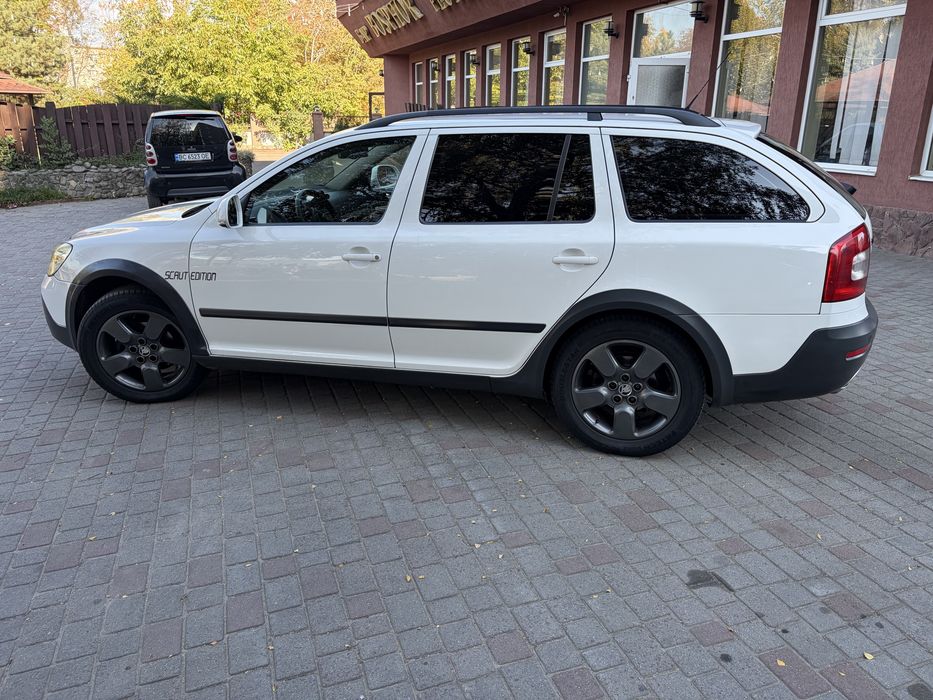 Skoda Octavia Scout 2012