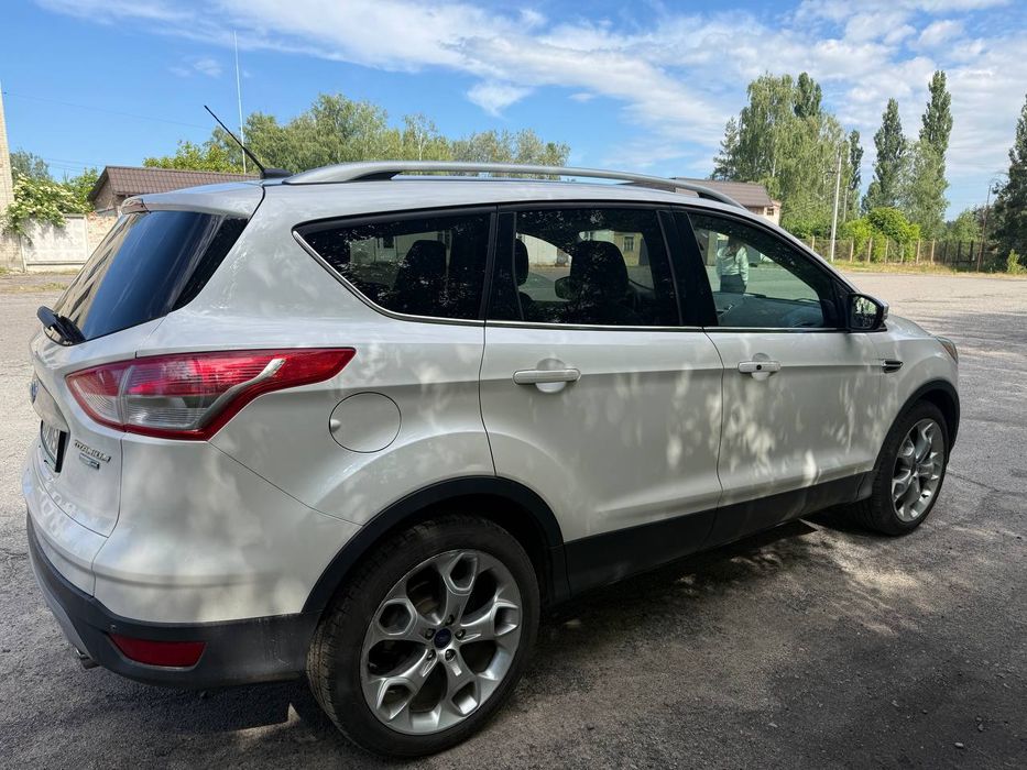 Продам Ford Escape 2.0 Titanium  автомат