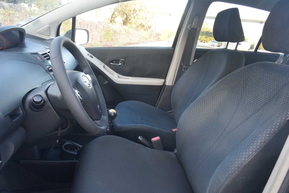 Toyota Yaris 1.33 VVT-i Active