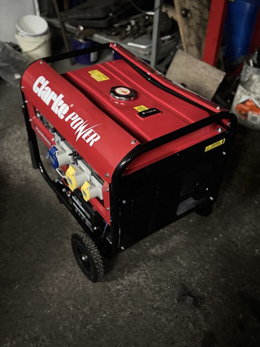 Продам генератор Clarke power  5.5